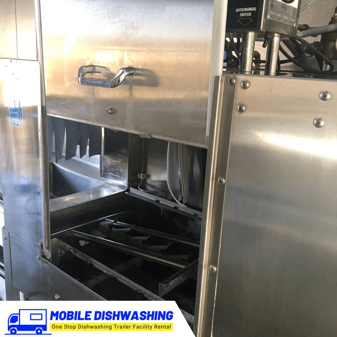 38FT-Low-Temp-Push-Through-Dishwashing-Trailer-06.png